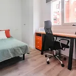 Beautiful Apartment In Granada With Kitchen