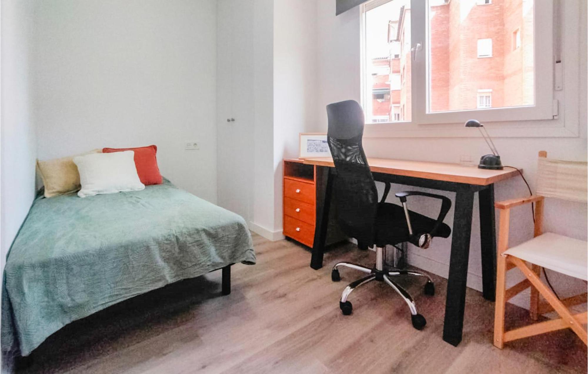 Beautiful In With Kitchen Apartment *